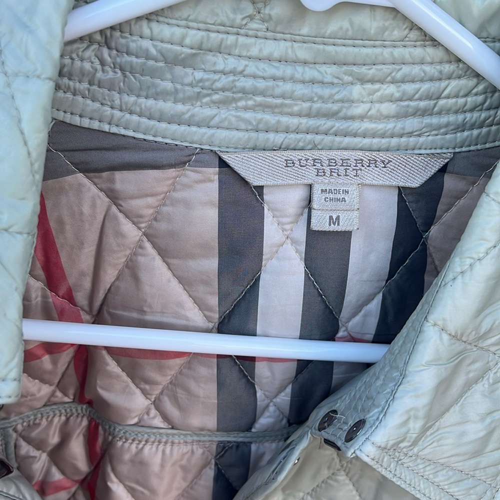 Burberry jacket - Picture 2 of 4